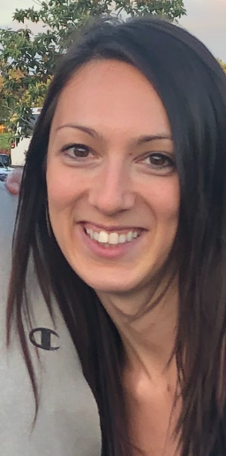 Photo of Sara Ray