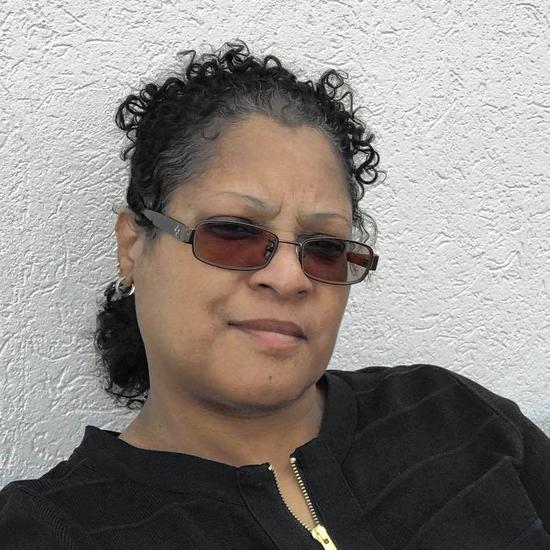 Photo of Tracie Bell