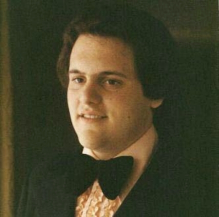 Photo of Nicholas Zizzamia